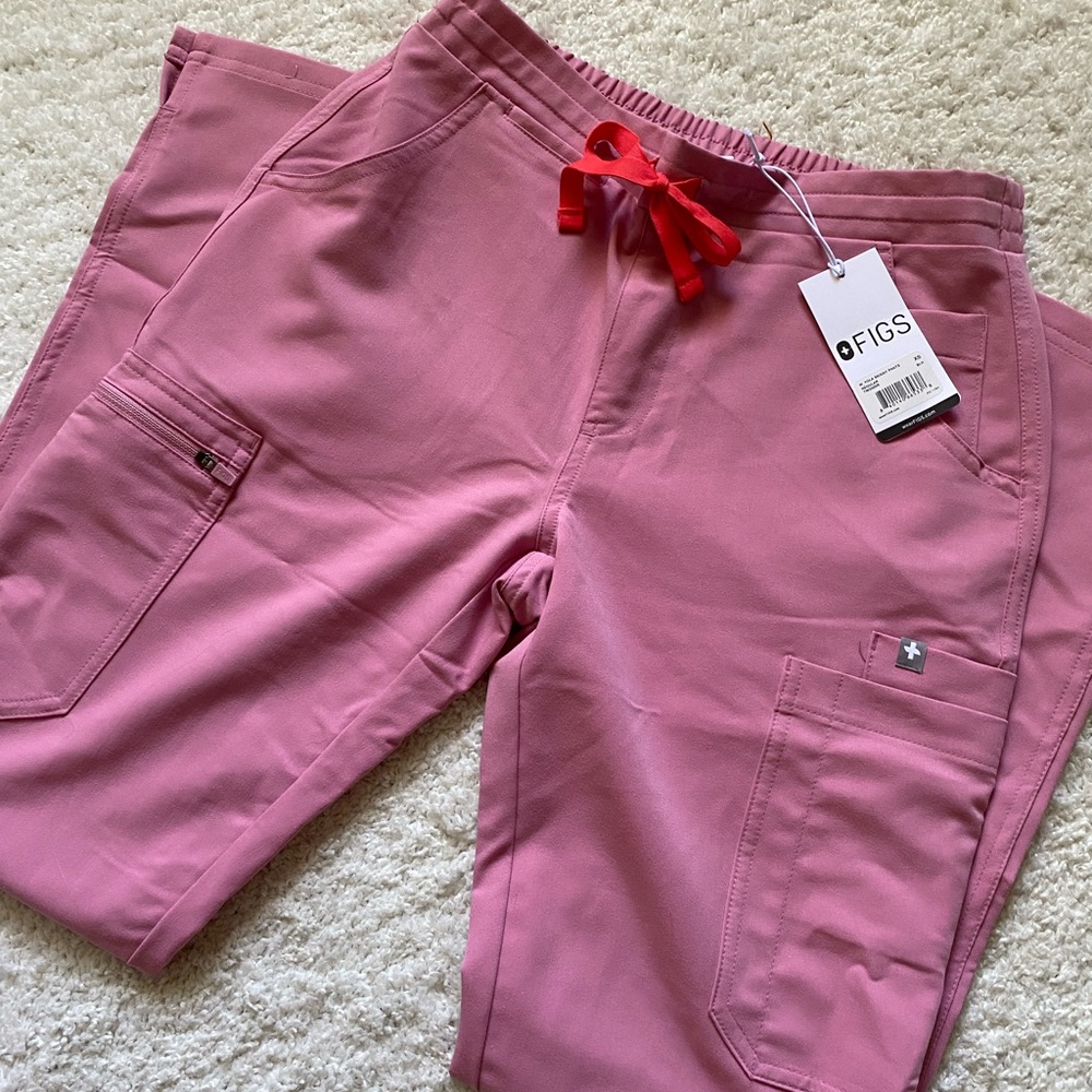 COPY - FIGS Yola Skinny Scrub Pants - PINK